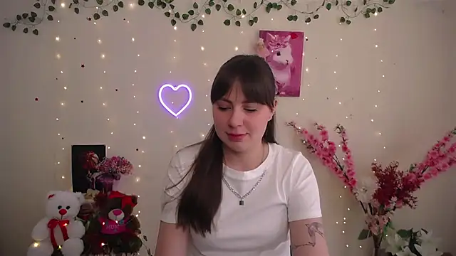 Amanda Bright  online show from 05/08/26, 09:58