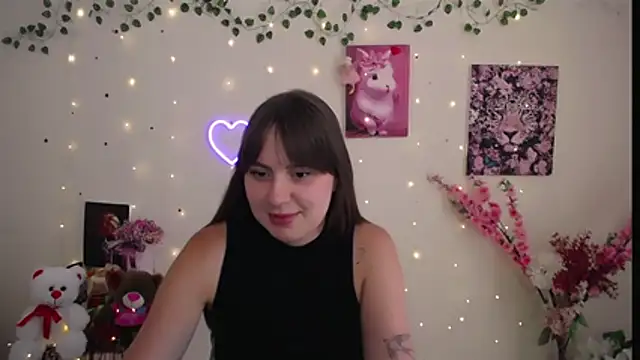 Snapshot of Amanda_Bright_ chatting on 07/02/26, 09:37 Amanda Bright online show from 07/02/26, 09:37
