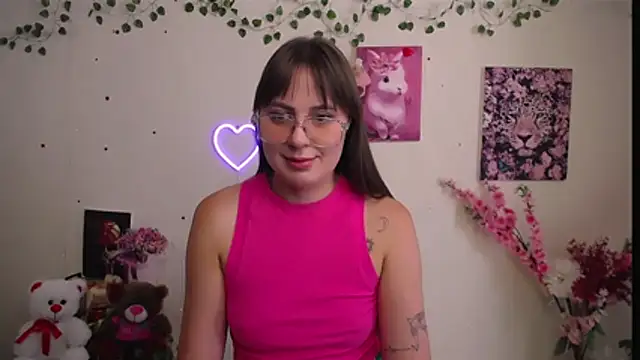 Snapshot of Amanda_Bright_ chatting on 07/13/26, 12:52 Amanda Bright online show from 07/13/26, 12:52
