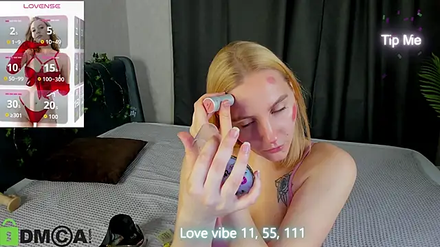 Anna Chelsea online show from 11/10/25, 12:31