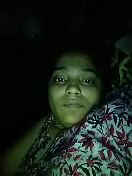 Snapshot of Trisha_71 chatting on 06/20/26, 07:38 Trisha 71 online show from 06/20/26, 07:38