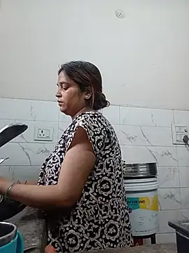 Trisha 71 online show from 07/14/26, 12:22