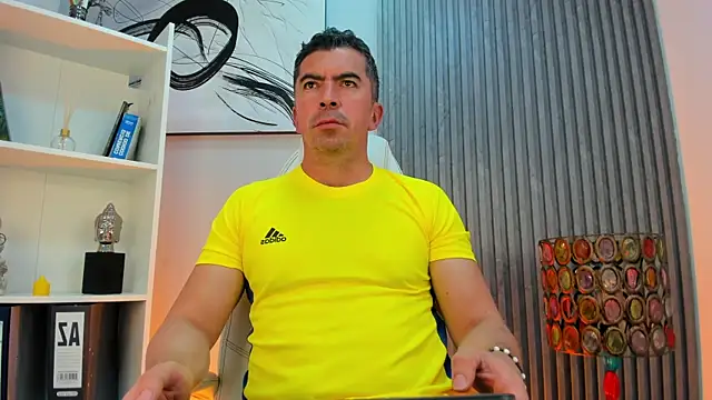 JuanKFit 45 online show from 07/09/26, 04:16