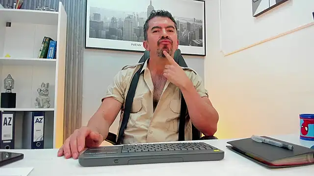 JuanKFit 45 online show from 07/28/26, 04:30