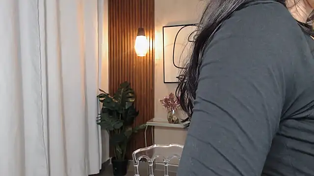 Lia Mar  online show from 02/07/26, 11:14