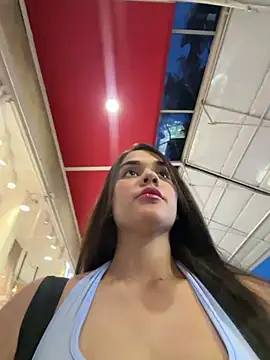 BellaLeclair online show from 04/08/26, 11:27