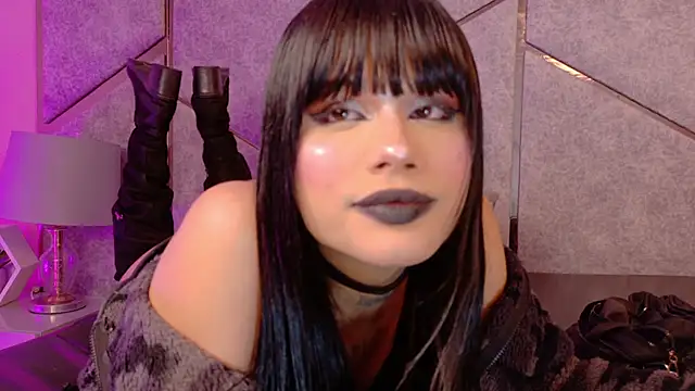 Snapshot of NATASHAA_WINZ chatting on 06/18/26, 09:47 NATASHAA WINZ online show from 06/18/26, 09:47