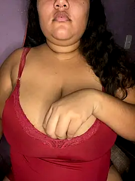 qxmila1 online show from 10/15/25, 05:51