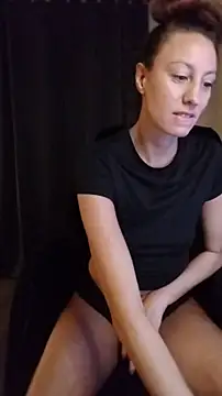 AnneNay online show from 04/17/26, 03:42