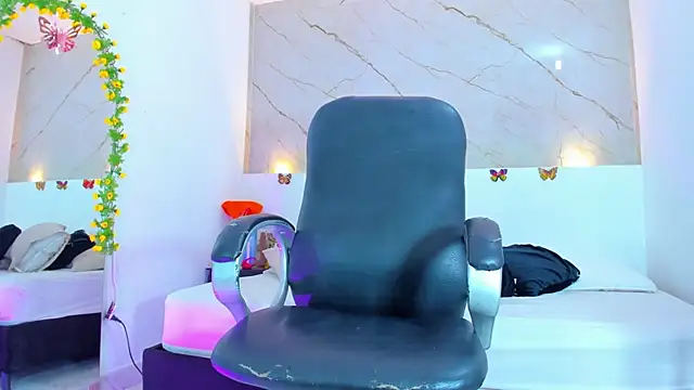 Snapshot of Ricky_Owens1 chatting on 10/17/25, 01:14 Ricky Owens1 online show from 10/17/25, 01:14