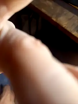 Snapshot of Endriuu09 chatting on 10/27/25, 11:09 Endriuu09 online show from 10/27/25, 11:09