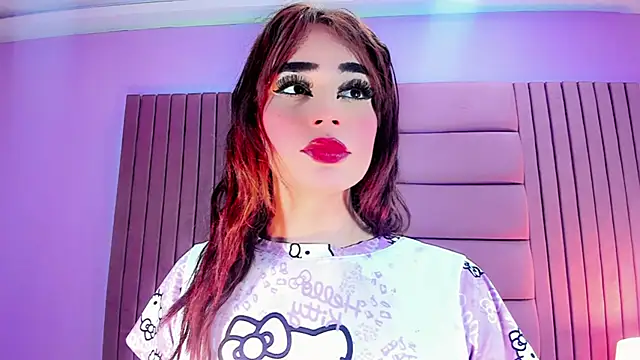 Valeria Rouss online show from 11/29/25, 08:45