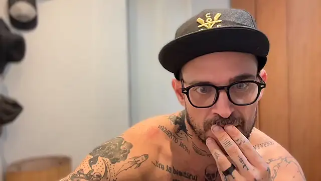 brrasssssillll online show from 06/16/26, 07:38