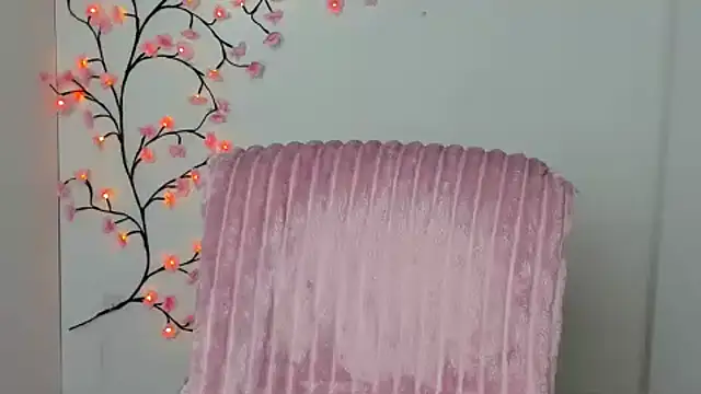 Lune Moon online show from 02/04/26, 06:30