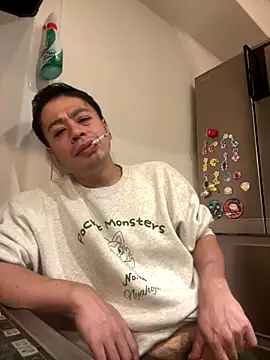 muut1215 online show from 11/10/25, 04:17