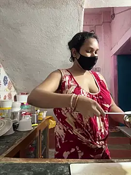 Snapshot of Priyajaanbaby chatting on 09/16/25, 06:58 Priyajaanbaby online show from 09/16/25, 06:58