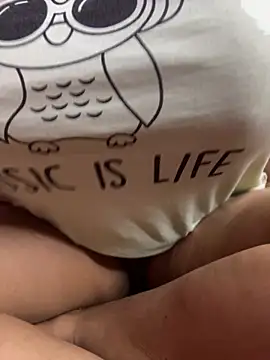 Snapshot of Priyajaanbaby chatting on 12/03/25, 05:44 Priyajaanbaby online show from 12/03/25, 05:44