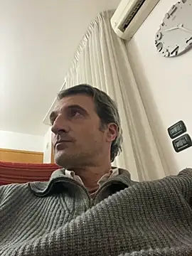 sasatimido online show from 04/05/26, 08:28