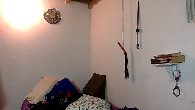 indomitaFox online show from 04/06/26, 03:48