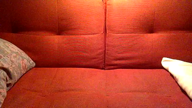 Snapshot of analilatorbooty chatting on 09/17/25, 09:49 analilatorbooty online show from 09/17/25, 09:49