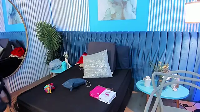 Snapshot of bellarivera_ chatting on 11/15/25, 05:09 bellarivera online show from 11/15/25, 05:09