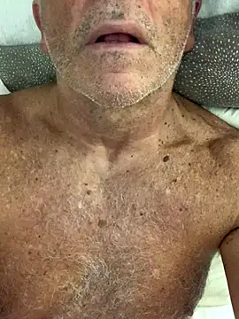 Snapshot of MARCO_NI chatting on 10/03/25, 10:18 MARCO NI online show from 10/03/25, 10:18