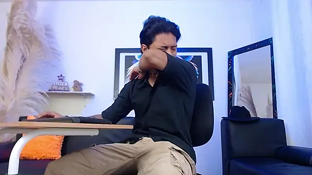 Snapshot of dreyk20 chatting on 09/12/25, 01:44 dreyk20 online show from 09/12/25, 01:44