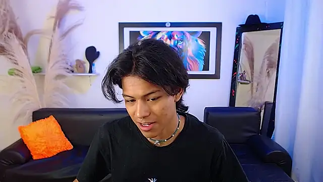 Snapshot of dreyk20 chatting on 09/30/25, 02:44 dreyk20 online show from 09/30/25, 02:44