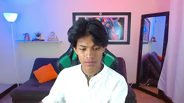 Snapshot of dreyk20 chatting on 12/05/25, 02:03 dreyk20 online show from 12/05/25, 02:03