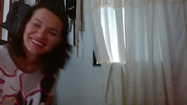 Snapshot of BriggiteSkyAngels chatting on 10/13/25, 11:43 BriggiteSkyAngels online show from 10/13/25, 11:43