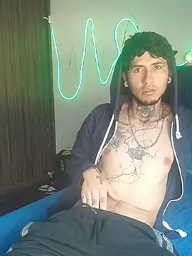 Snapshot of Tattoboy19cm chatting on 10/12/25, 09:25 Tattoboy19cm online show from 10/12/25, 09:25