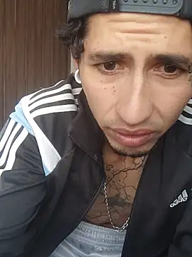 Snapshot of Tattoboy19cm chatting on 11/23/25, 07:02 Tattoboy19cm online show from 11/23/25, 07:02