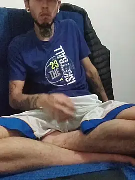 Snapshot of Tattoboy19cm chatting on 11/30/25, 03:21 Tattoboy19cm online show from 11/30/25, 03:21