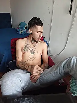 Tattoboy19cm online show from 03/05/26, 05:20