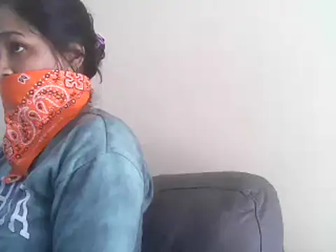 cute indianxo online show from 10/11/25, 10:58