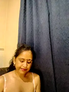 cute indianxo online show from 04/09/26, 06:35