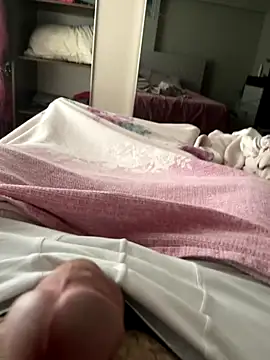 Heros2000 online show from 11/10/25, 05:28