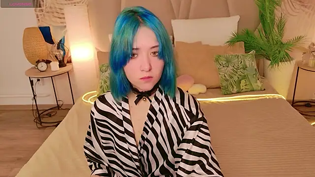 Ketrin Jones online show from 04/25/26, 07:11