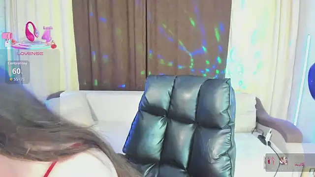 Snapshot of _Shy_Jenny_ chatting on 07/04/26, 05:19 Shy Jenny online show from 07/04/26, 05:19
