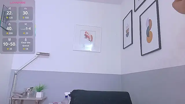 cutepetitee online show from 01/10/26, 07:48