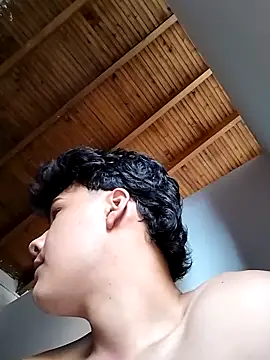 dani titan320 online show from 11/09/25, 08:40