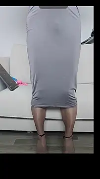 Snapshot of Pantyhosesissy_ chatting on 12/20/25, 05:25 Pantyhosesissy online show from 12/20/25, 05:25