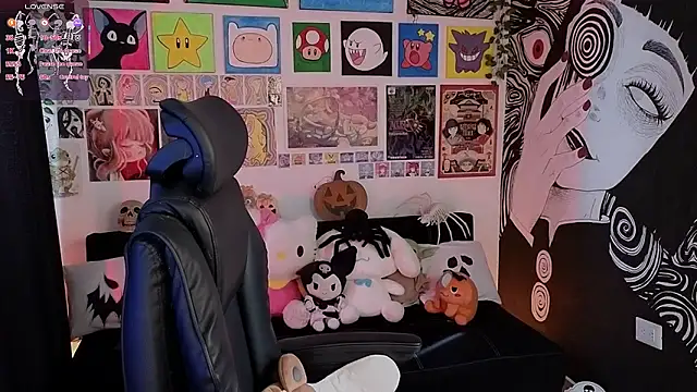 Snapshot of Yuhwan_ chatting on 10/28/25, 07:38 Yuhwan online show from 10/28/25, 07:38