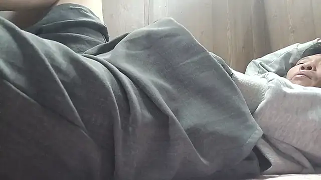 Snapshot of zzangzoa chatting on 05/15/26, 09:11 zzangzoa online show from 05/15/26, 09:11