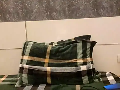 Snapshot of mlove902 chatting on 01/15/26, 07:06 mlove902 online show from 01/15/26, 07:06