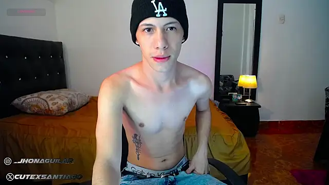Snapshot of santiago_cutex chatting on 09/25/25, 10:30 santiago cutex online show from 09/25/25, 10:30