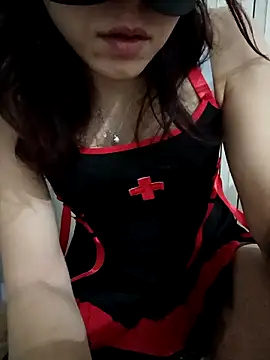 alicepavia22 online show from 01/05/26, 07:39