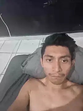 Snapshot of Yucsingl1 chatting on 04/05/26, 06:27 Yucsingl1 online show from 04/05/26, 06:27