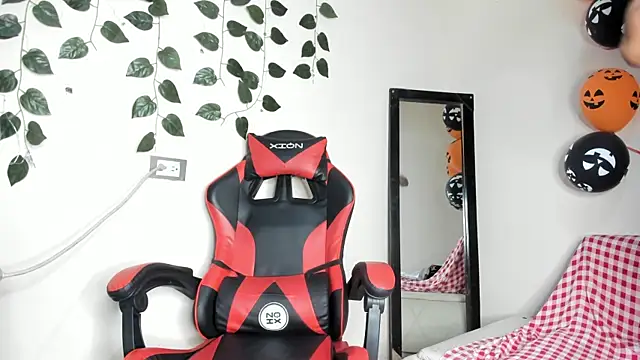 axel rousse2 online show from 11/08/25, 11:14