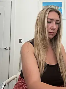 Snapshot of KatrinaTheMilf69 chatting on 09/09/25, 12:05 KatrinaTheMilf69 online show from 09/09/25, 12:05